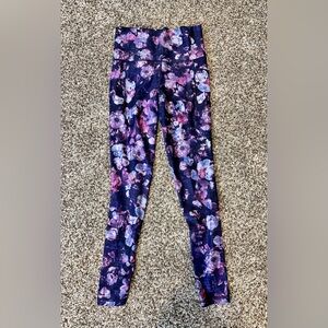 Athleta leggings in a size sz